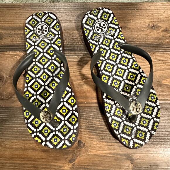 TORY BURCH Sz 9 Rubber Flip Flop Sandals Geometric print green - Picture 1 of 7